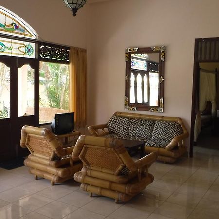 Ombak Putih Bungalows Otel Nusa Dua  Dış mekan fotoğraf