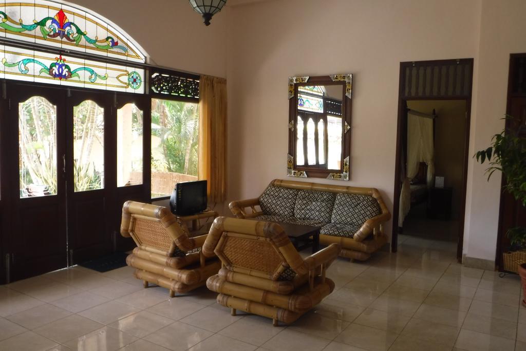 Ombak Putih Bungalows Otel Nusa Dua  Dış mekan fotoğraf