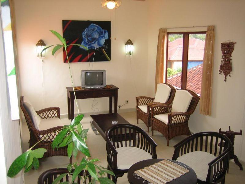 Ombak Putih Bungalows Otel Nusa Dua  Dış mekan fotoğraf